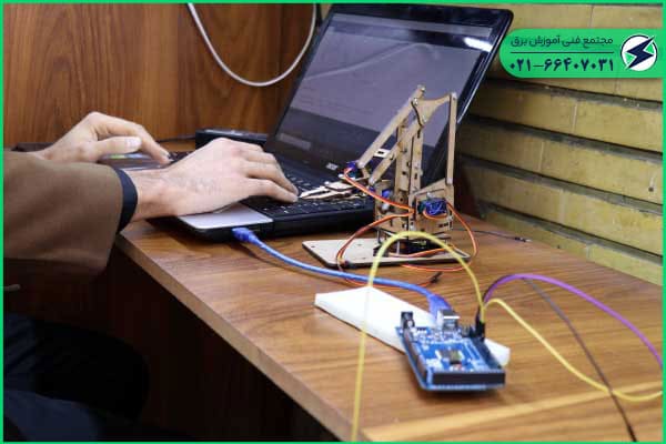 آموزش طراحی برد الکترونیک